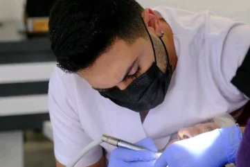 Modern Solutions for Halitosis Treatment: The Alanya Dental Clinic Approach - Moon Dental Alanya Blog