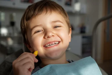 Les effets à long terme de la consommation de sucre sur la santé bucco-dentaire des enfants à Alanya et les conseils des experts - Moon Dental Alanya Blog