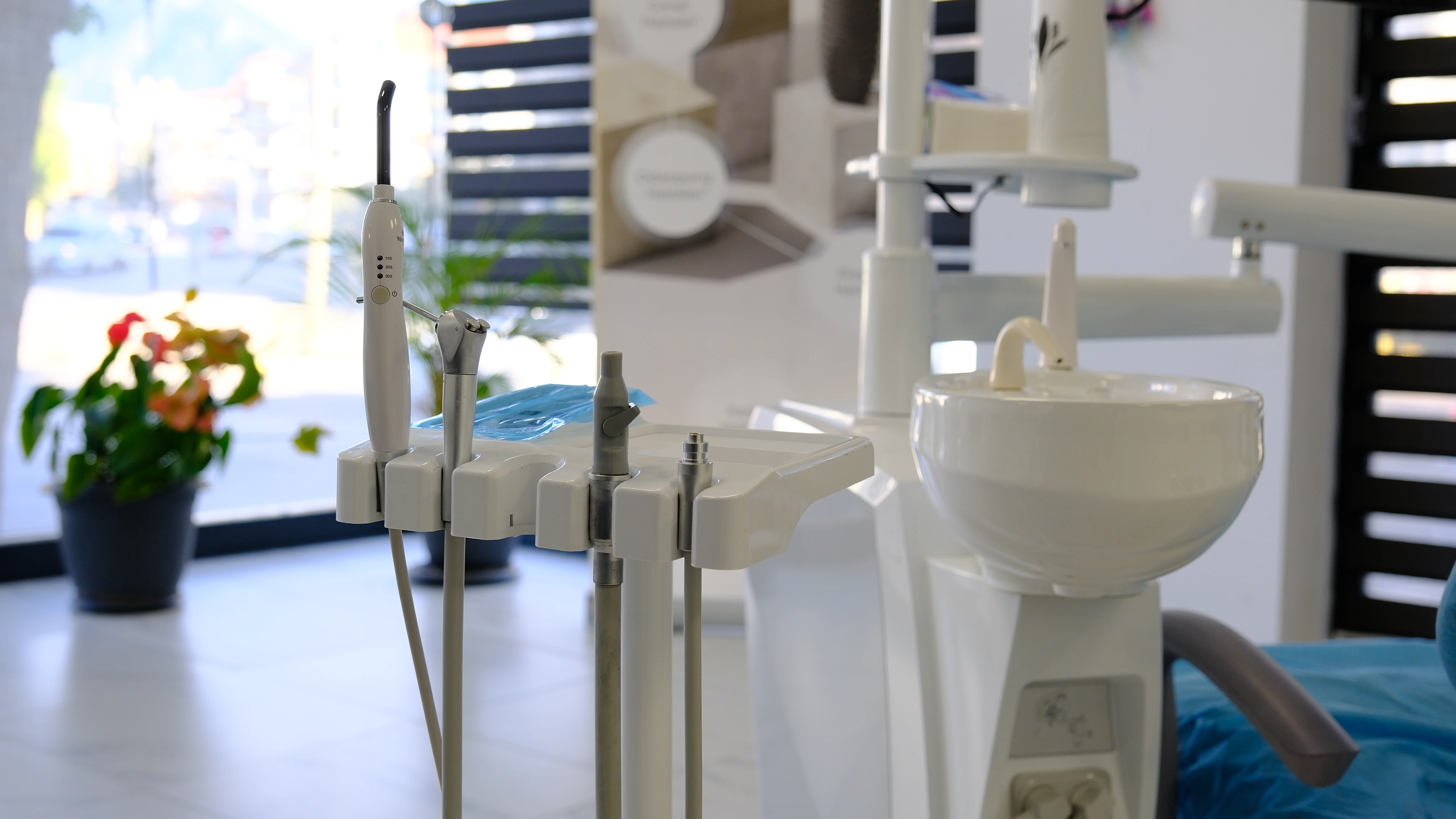 Traitement de canal dentaire à Alanya : est-il possible d’avoir un processus sans douleur ?