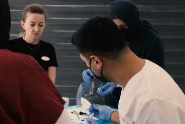 Soins Dentaires pour Toute la Famille à Alanya : Soin Dentaire Complet